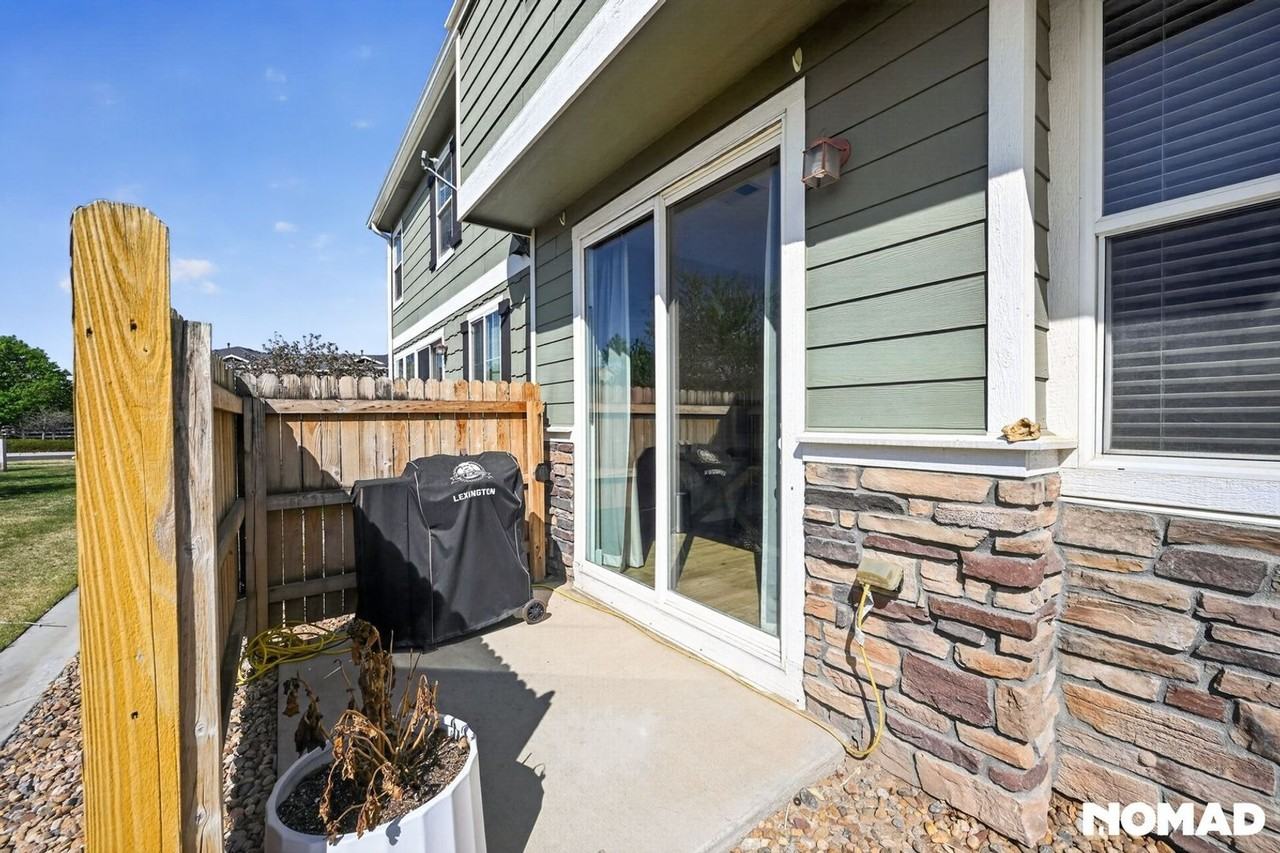 9063 Apache Plume Dr - Photo 4 of 32