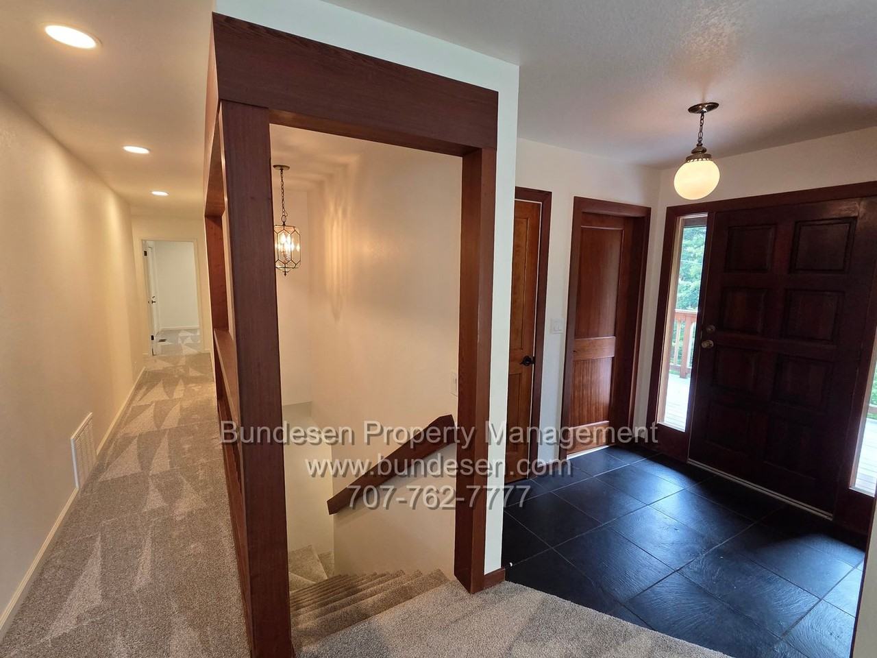 628 Canyon Rd - Photo 4 of 18