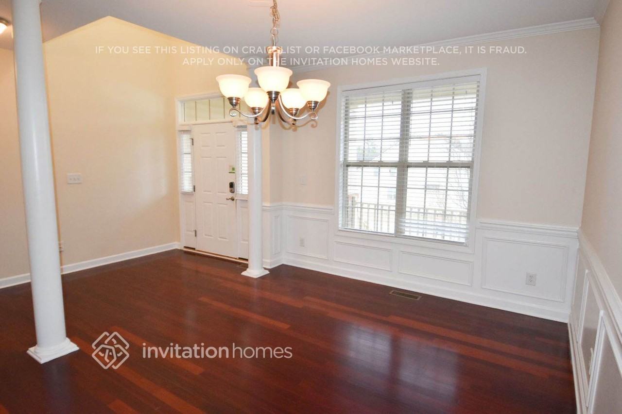 335 Oak Alley Trl - Photo 2 of 14