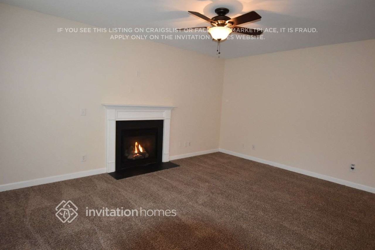 335 Oak Alley Trl - Photo 3 of 14