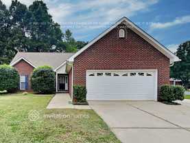 321 Tamarack Dr - Photo 1 of 1