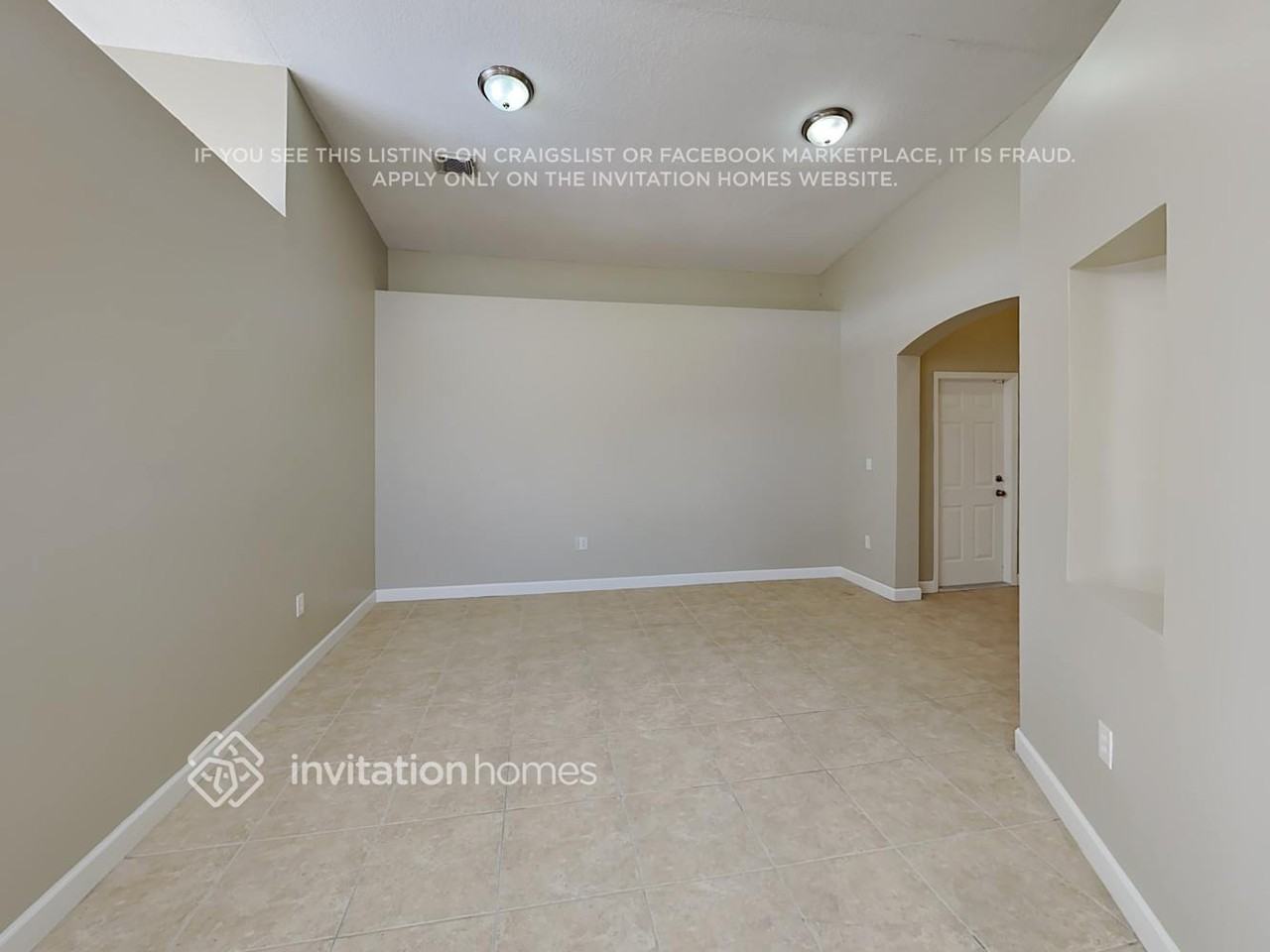 6401 Sw 162nd Ct - Photo 3 of 19