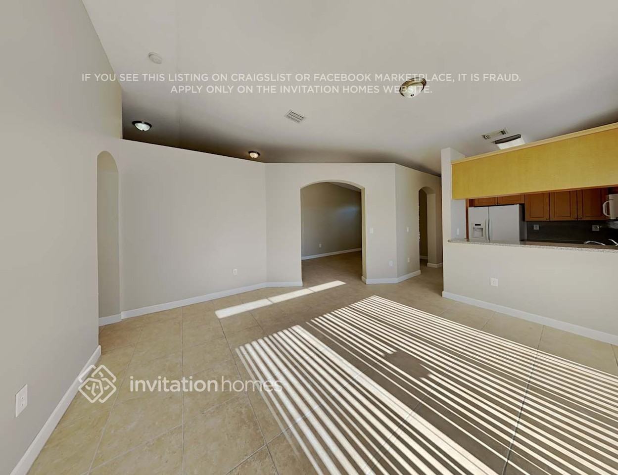 6401 Sw 162nd Ct - Photo 5 of 19