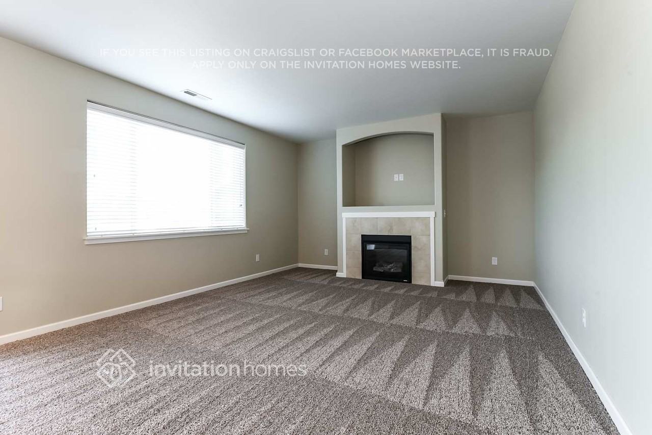 16516 25th Avenue Ct E - Photo 3 of 17