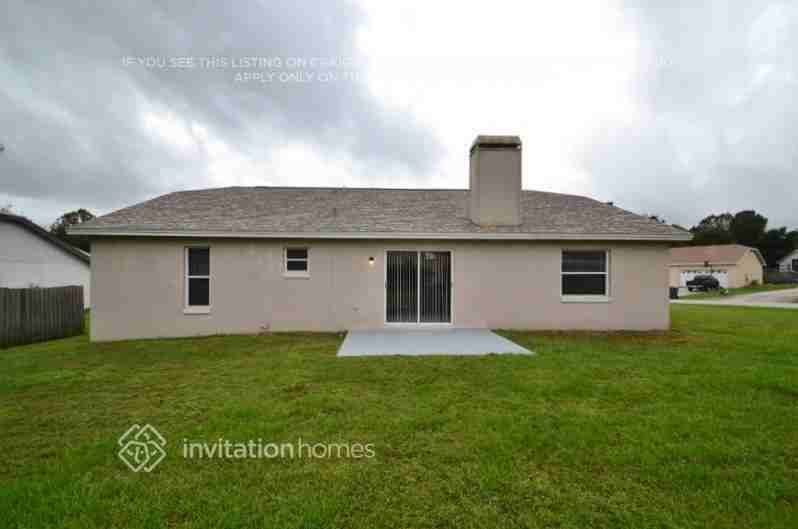 7915 Ridgeglen Cir W - Photo 2 of 3