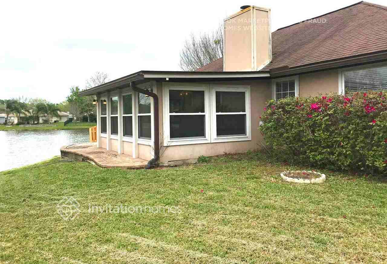 11572 Twin Oaks Dr - Photo 3 of 5