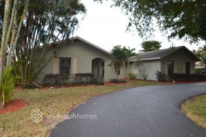 featured image of 4689 Palo Verde Dr