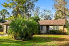 11152 Cloverhill Cir W - Photo 1 of 1
