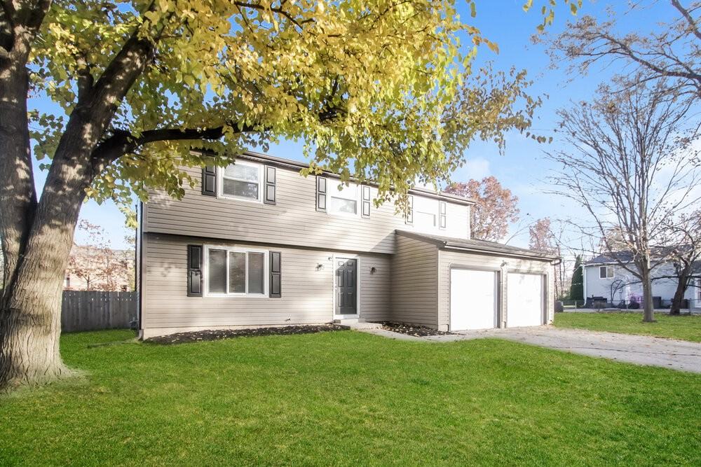 8931 Squire Ct - Photo 2 of 25