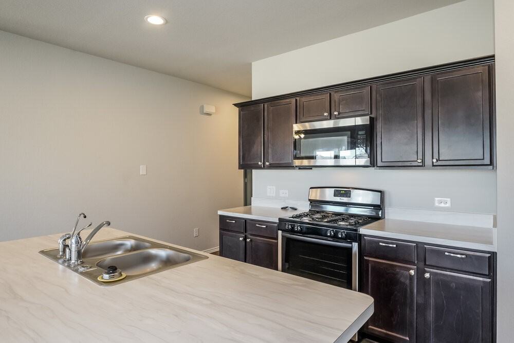 21302 Brookwood Crescent Dr - Photo 7 of 16