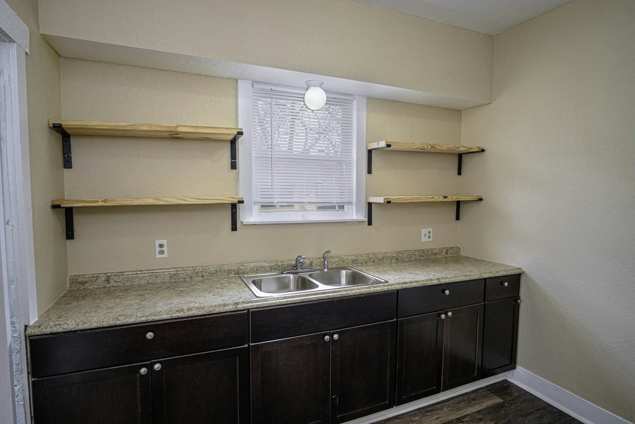 1101 Gibbs Street - Photo 4 of 20
