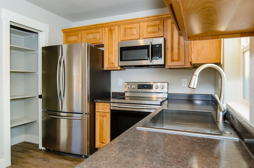 922 North Garfield Avenue, Unit B104 - Photo 2 of 28