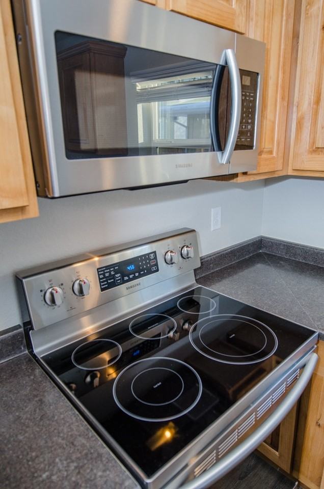 922 North Garfield Avenue, Unit B104 - Photo 3 of 28