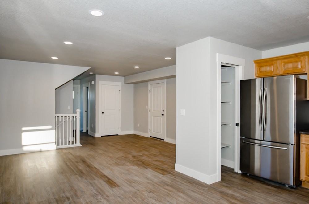 922 North Garfield Avenue, Unit B104 - Photo 4 of 28