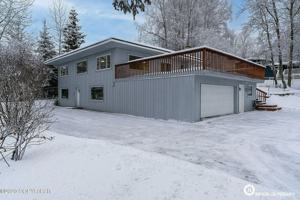 featured image of 3708 Jewel Lake Rd