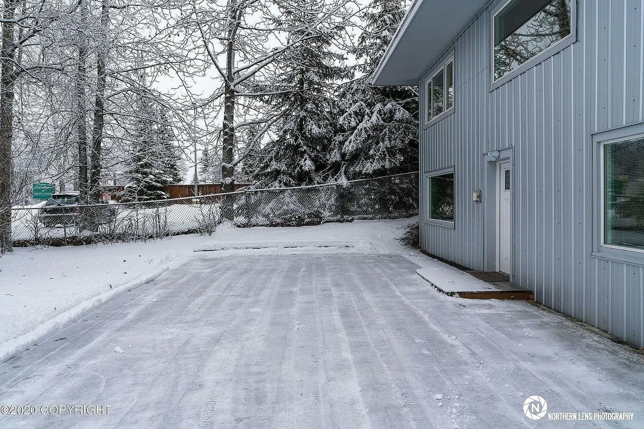 3708 Jewel Lake Rd, Unit 1 - Photo 2 of 24