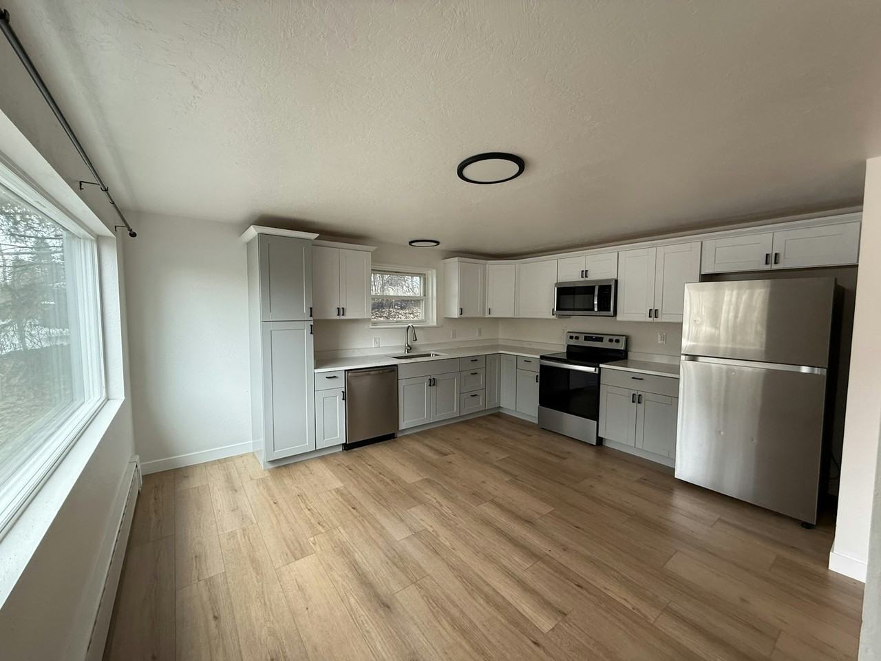 3708 Jewel Lake Rd, Unit 1 - Photo 6 of 24