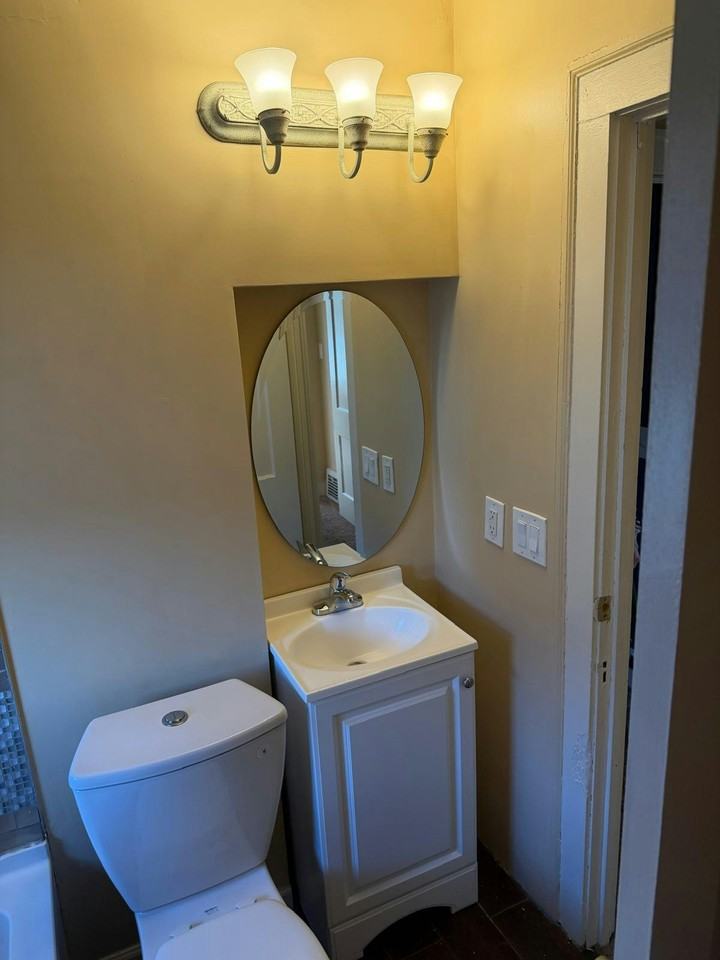 3035 East 126th Street - Photo 7 of 20