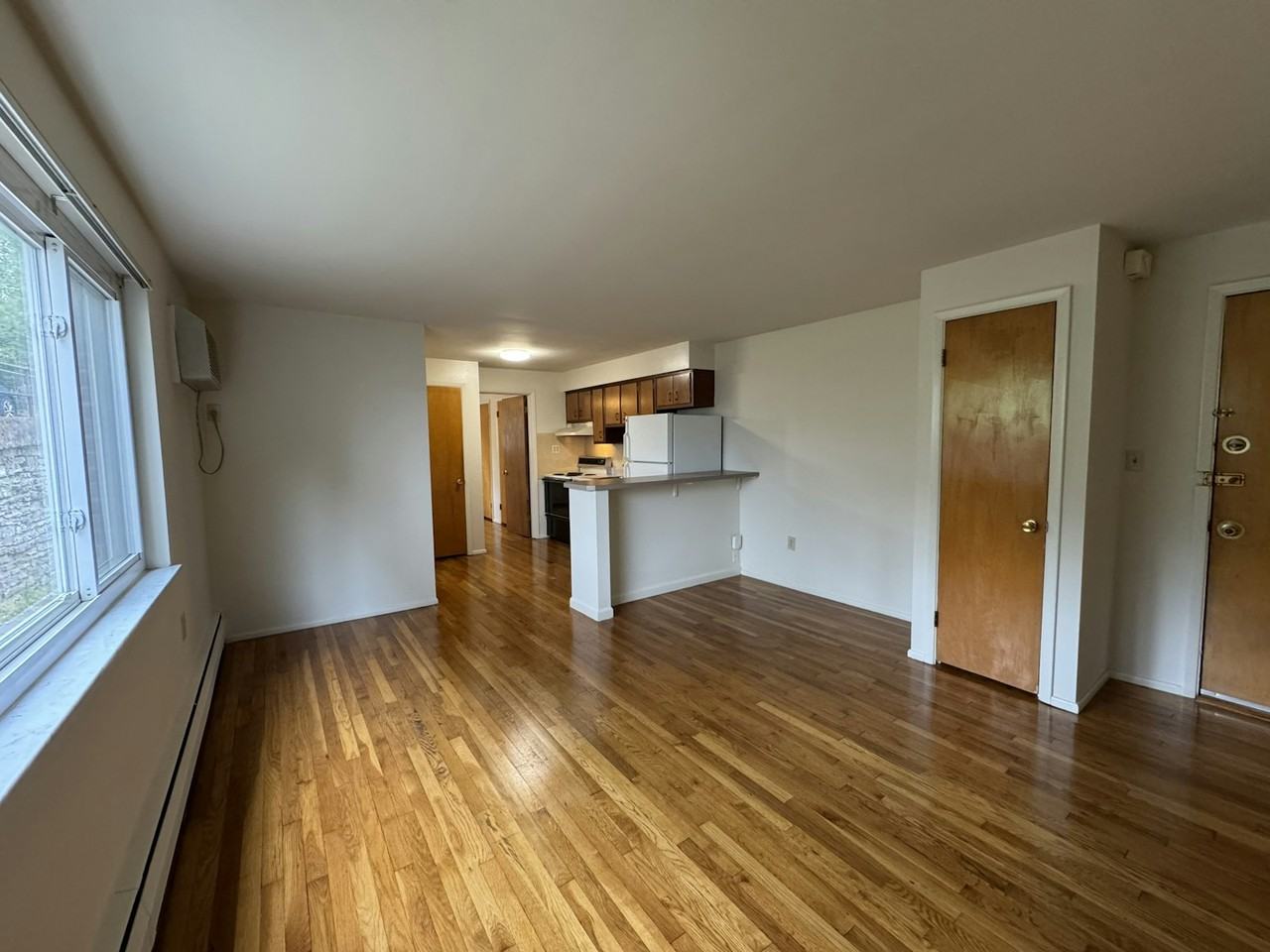 3992 Ballard Avenue, Unit 3 - Photo 4 of 10