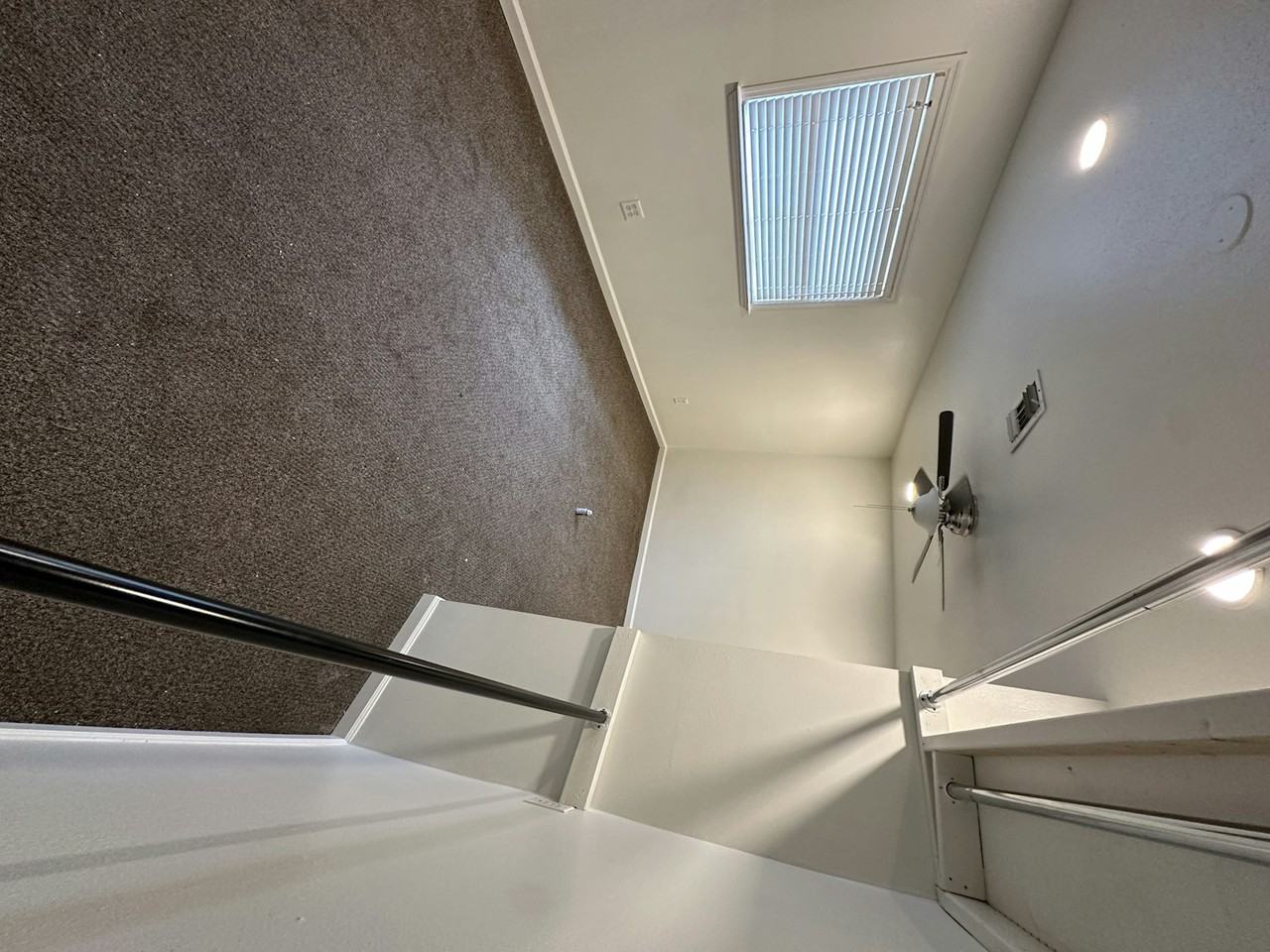 116 Felicia Dr - Photo 3 of 21
