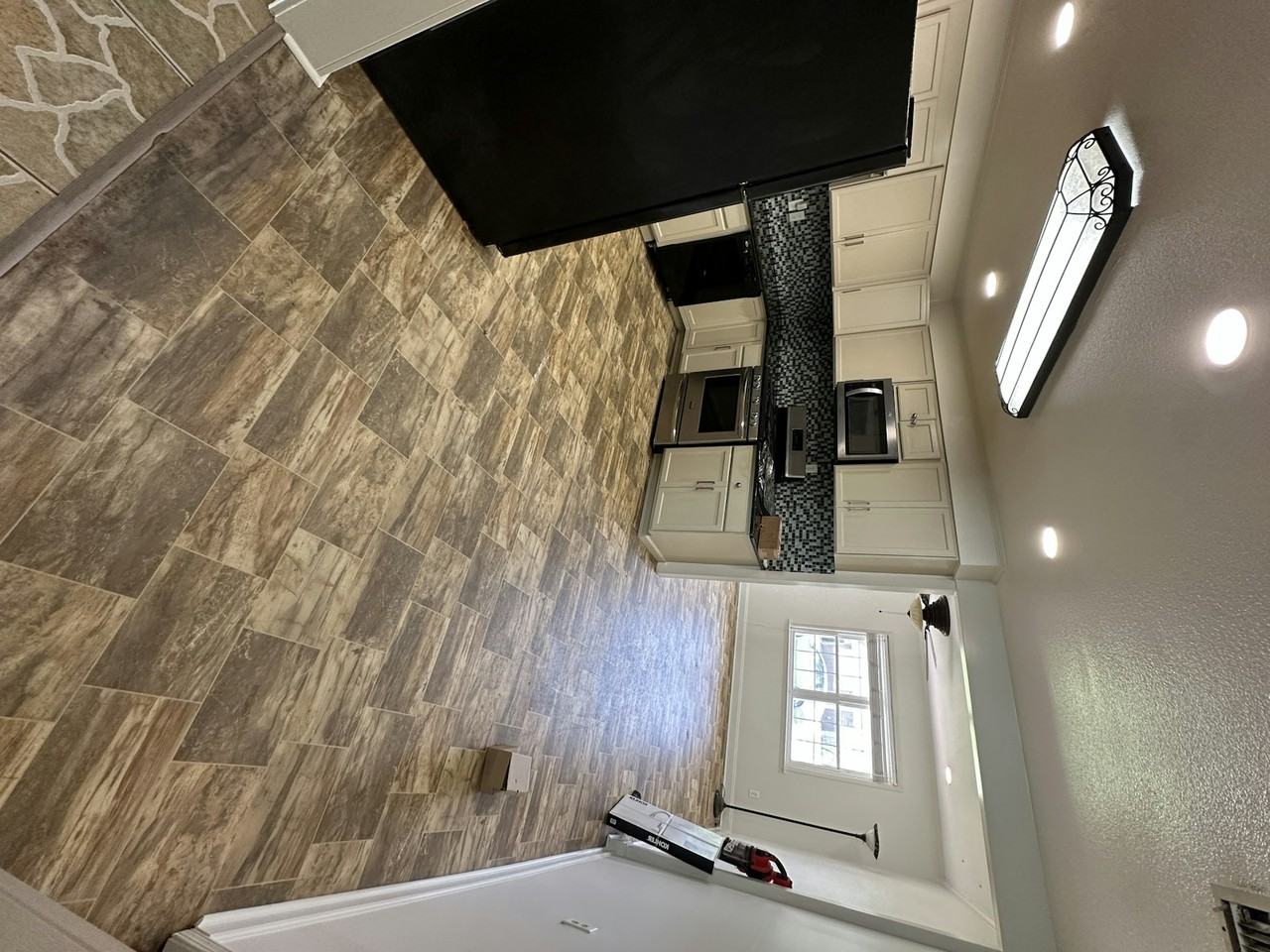 116 Felicia Dr - Photo 4 of 21