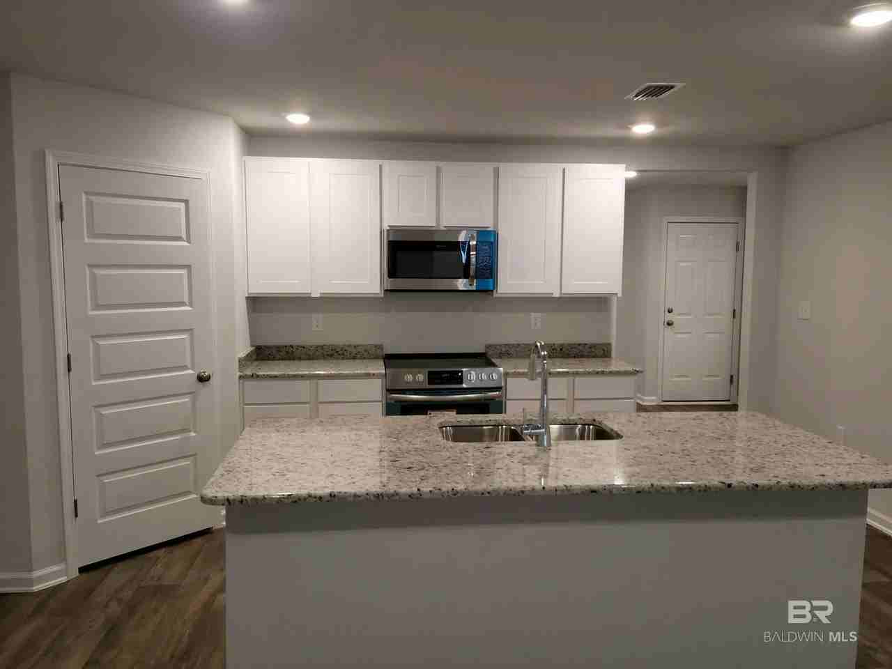 10703 Northern Dancer Court - Photo 4 of 42