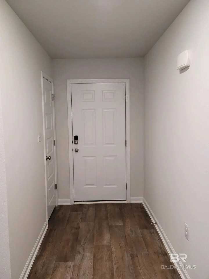 10703 Northern Dancer Court - Photo 7 of 42