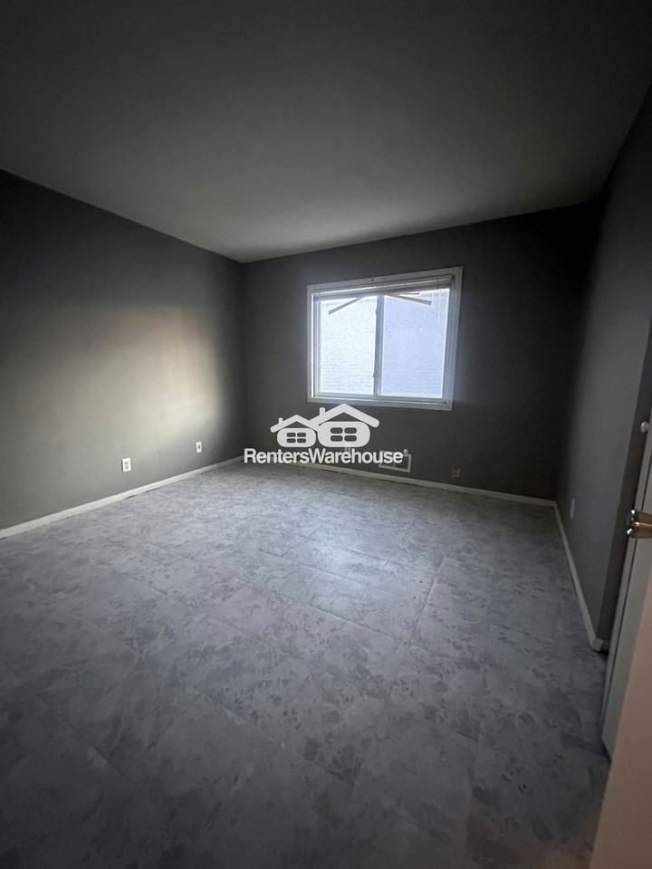 2905 N Bryant Ave, Unit 2 - Photo 5 of 11