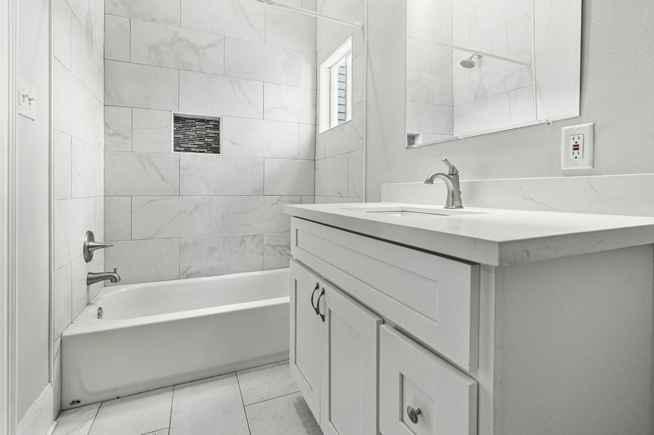 1717 Governor Nicholls Street - Photo 6 of 7