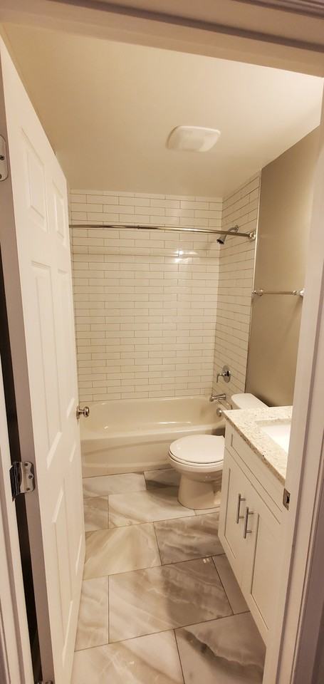 2025 E Street Northeast, Unit 4 - Photo 5 of 12