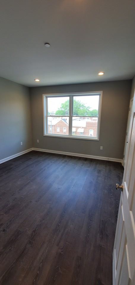 2025 E Street Northeast, Unit 4 - Photo 7 of 12