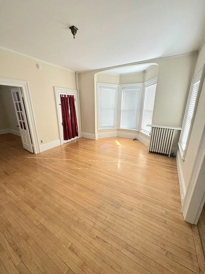 6 Webster Street, Unit D - Photo 3 of 21