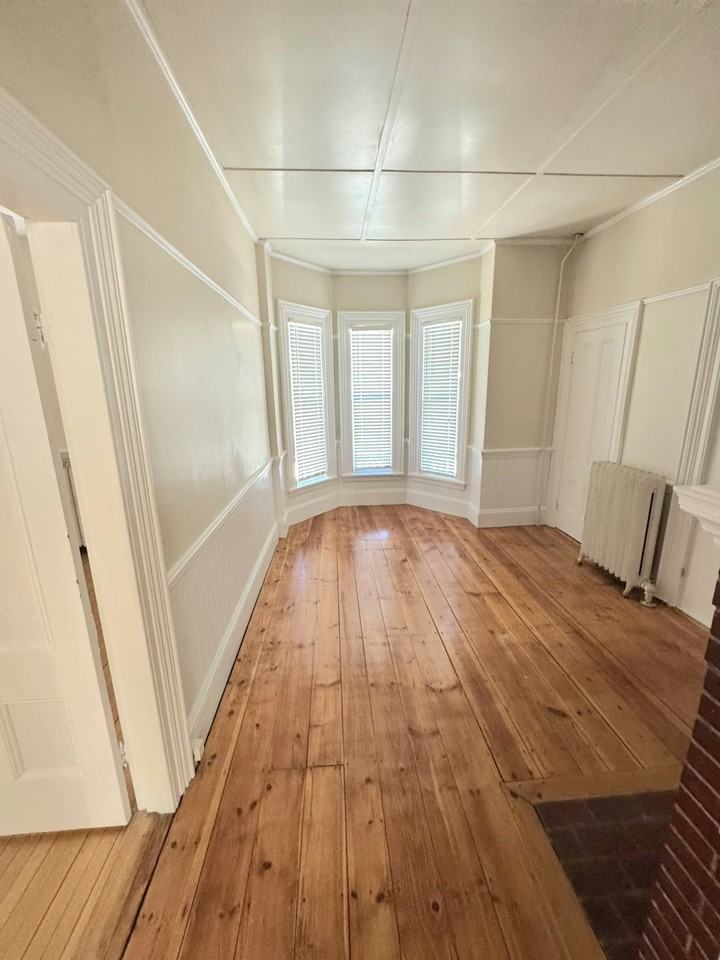 6 Webster Street, Unit D - Photo 5 of 21