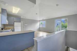 featured image of 1467 Maple Ave