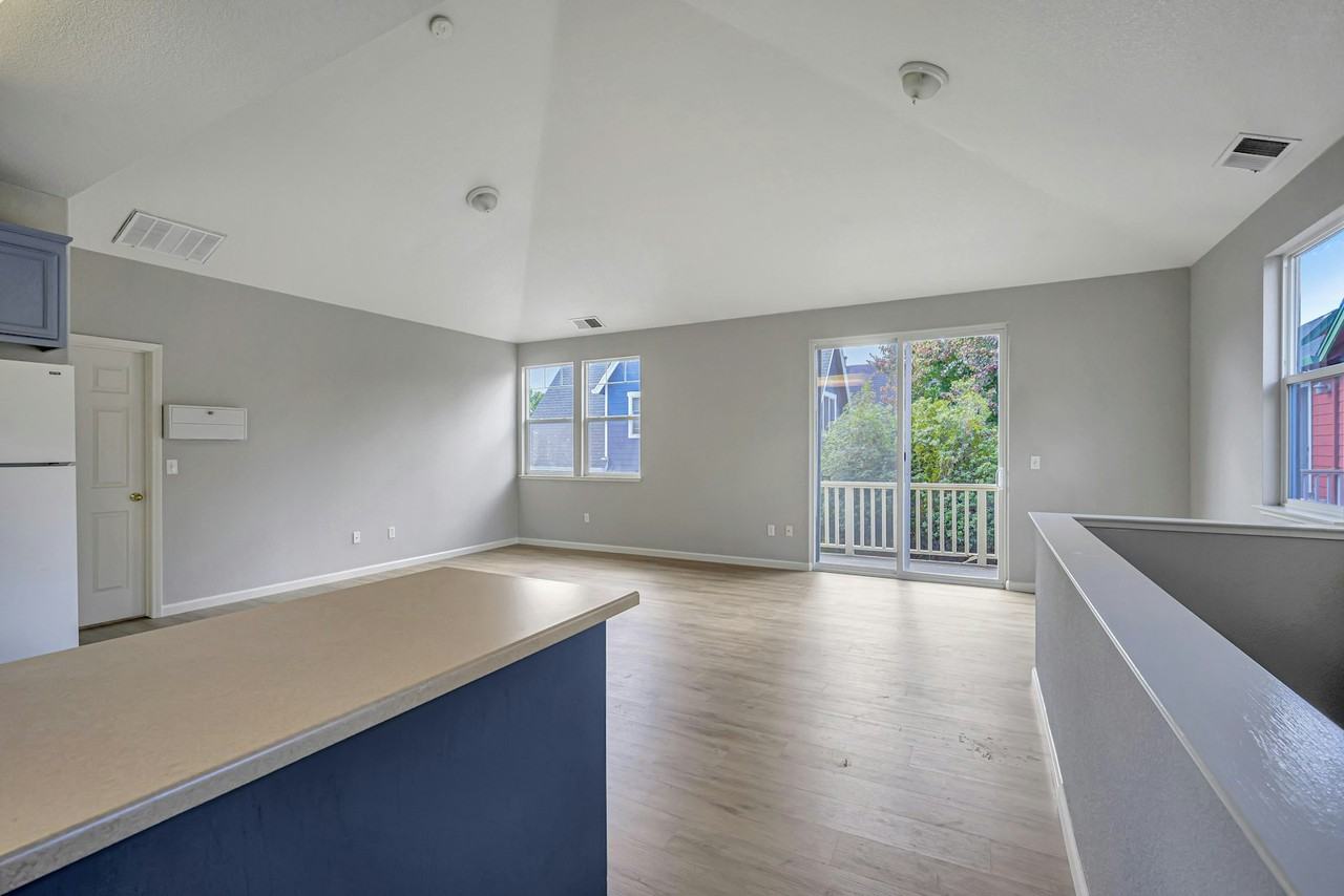 1467 Maple Avenue, Unit 1467 - Photo 2 of 24