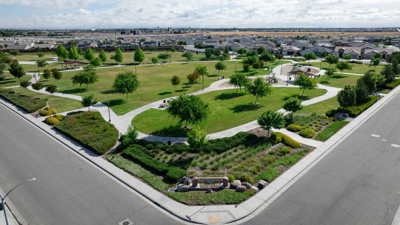 7303 Whiskey Creek Dr #NA - Photo 2 of 37