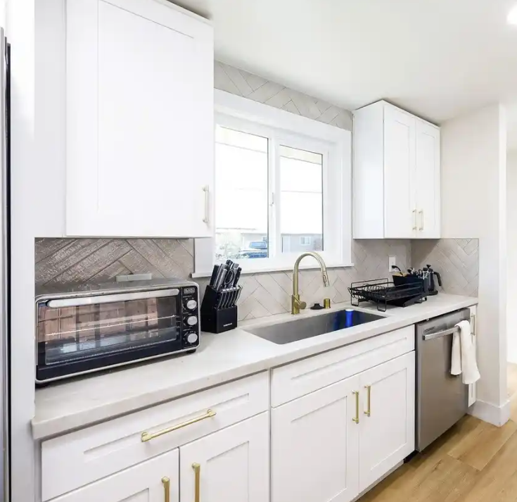 1128 Hemlock Ave #NA - Photo 4 of 13