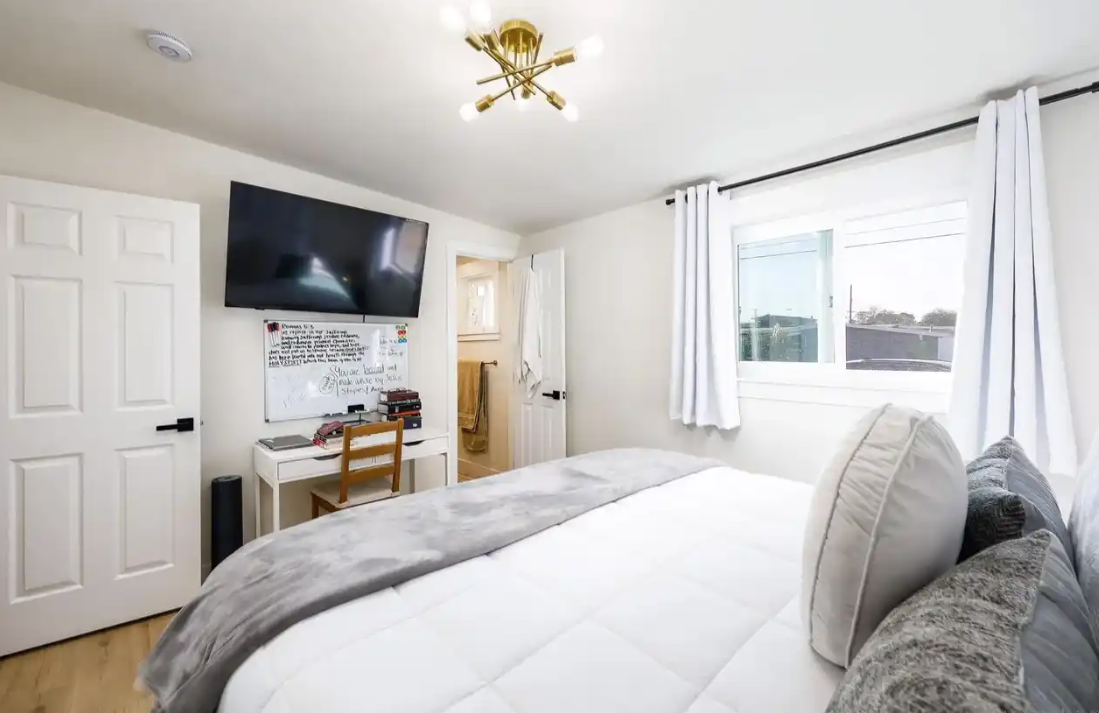 1128 Hemlock Ave #NA - Photo 5 of 13