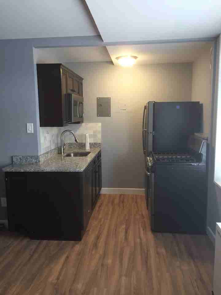 950 25th Street Northwest #202S - Photo 5 of 20