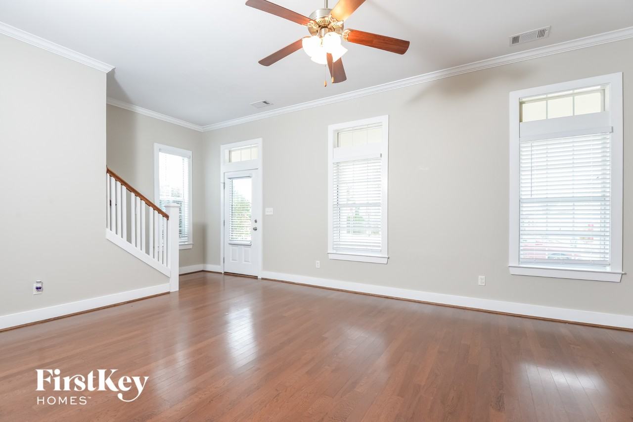 5496 Wisteria Trce - Photo 3 of 15