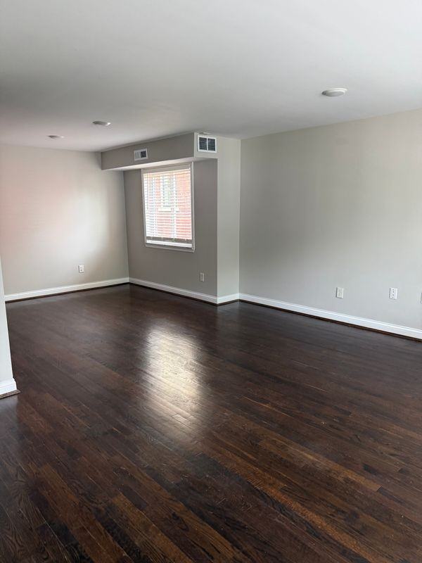 1231 Laidlaw Ave ##3 - Photo 6 of 8