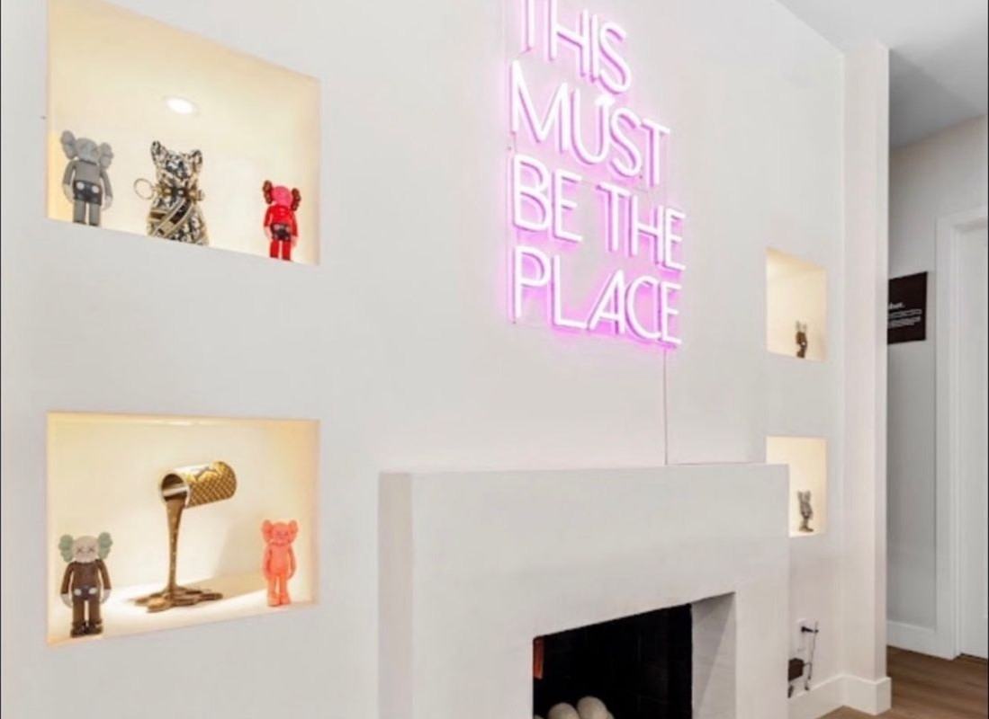 2743 N Keystone St - Photo 6 of 17