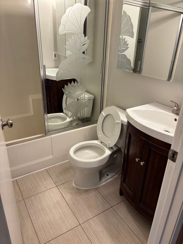 14561 Victor Dr - Photo 3 of 4