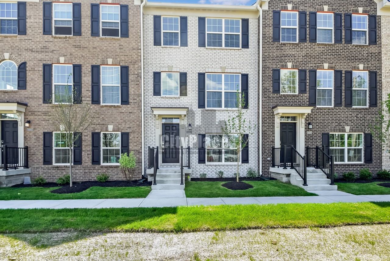 6574 Halsey St - Photo 5 of 34