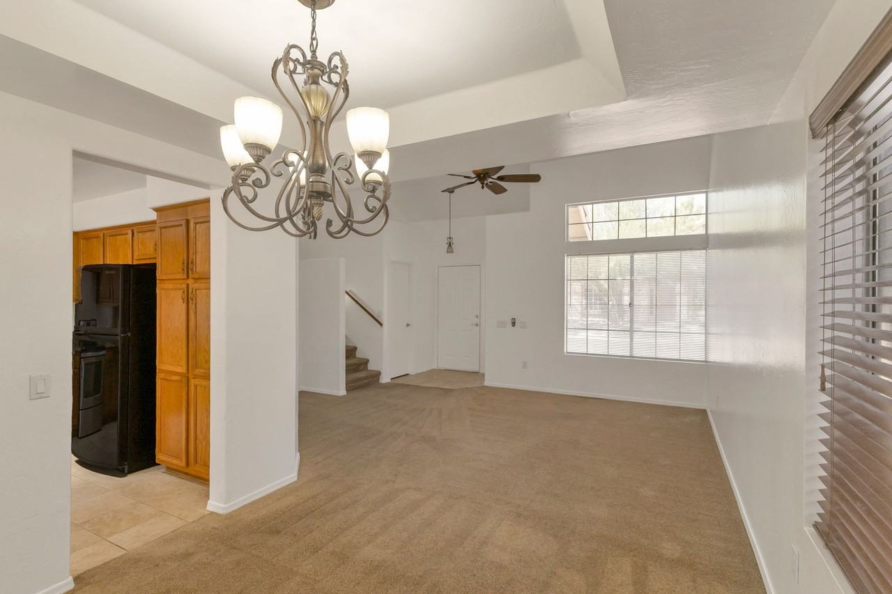1449 E Park Ave - Photo 3 of 15