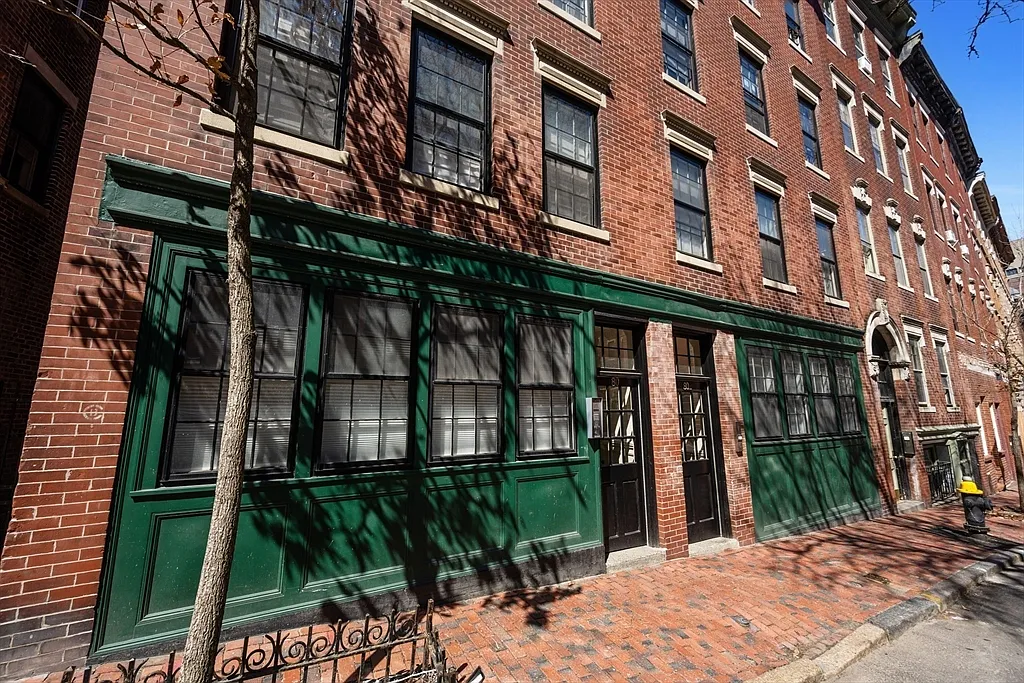 80 W Cedar St #3 - Photo 5 of 12