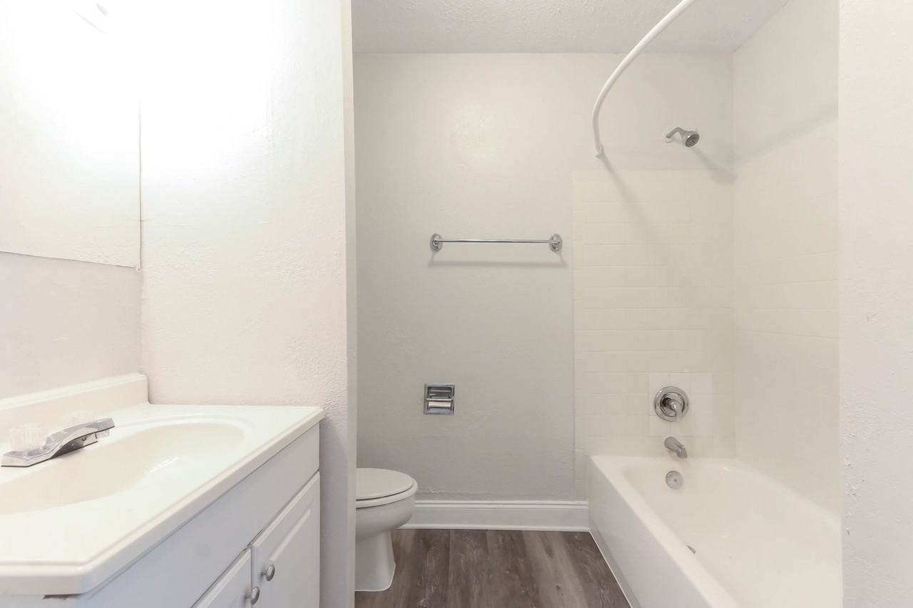 3960 Crayrich Cir #C2 - Photo 7 of 15