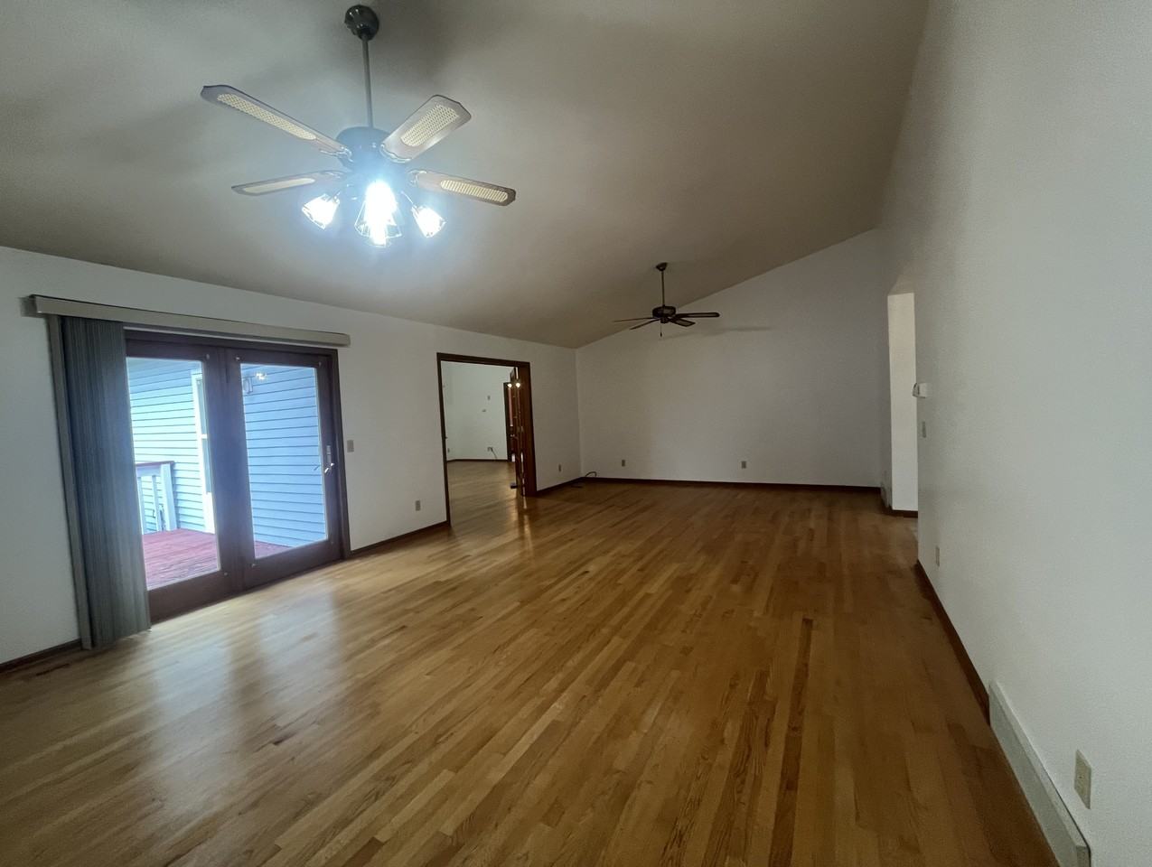 15656 Longview Ln - Photo 6 of 16