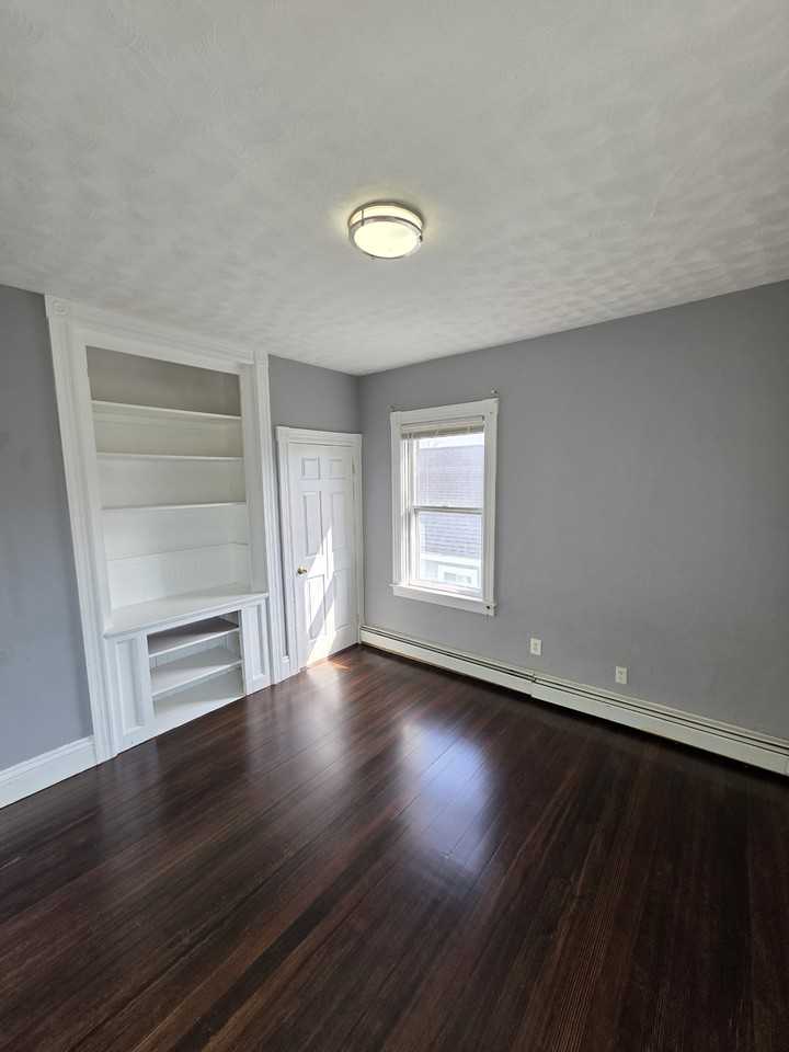 34 Berkley St - Photo 7 of 14