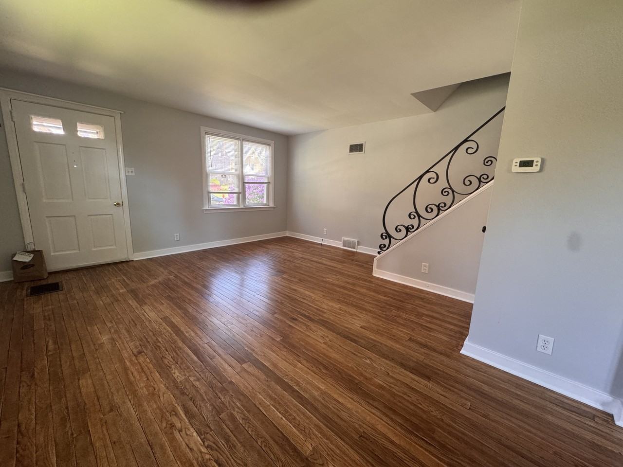 863 Fountain Ave - Photo 6 of 20